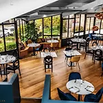 Restaurant Du Chateau De La Tour فندق Beguey