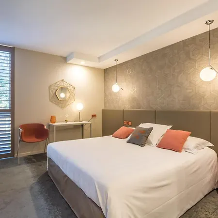 Restaurant Du Chateau De La Tour 3* Béguey