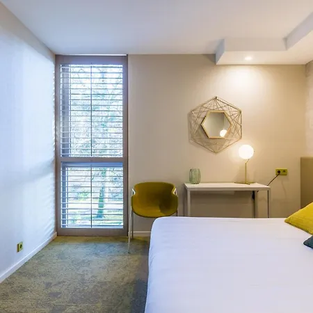 Szálloda Restaurant Du Chateau De La Tour Béguey