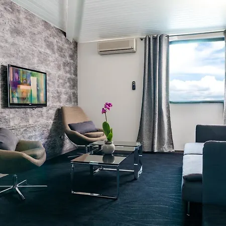 Restaurant Du Chateau De La Tour Szálloda 3*