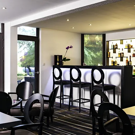Restaurant Du Chateau De La Tour Beguey