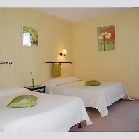 Restaurant Du Chateau De La Tour Hotel Beguey