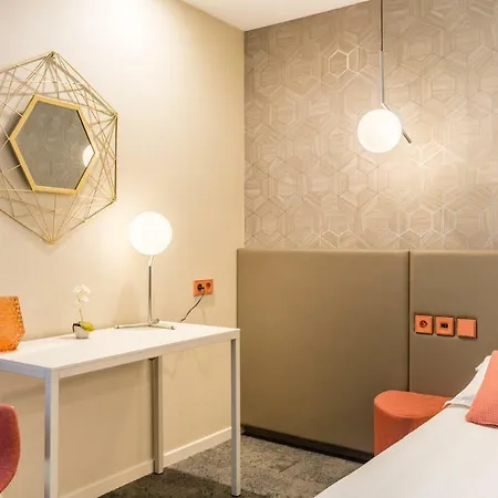 Restaurant Du Chateau De La Tour Szálloda Béguey