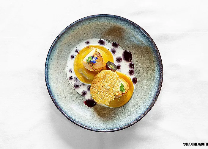 Restaurant Du Chateau De La Tour 3*