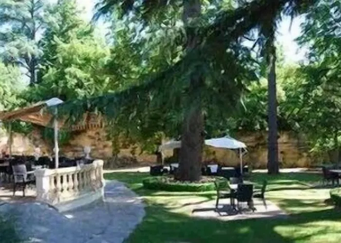 Restaurant Du Chateau De La Tour 3* Beguey