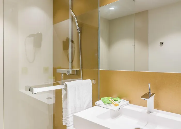 Hotel Restaurant Du Chateau De La Tour