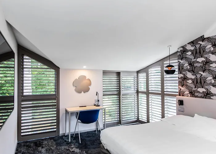 Restaurant Du Chateau De La Tour Hotel