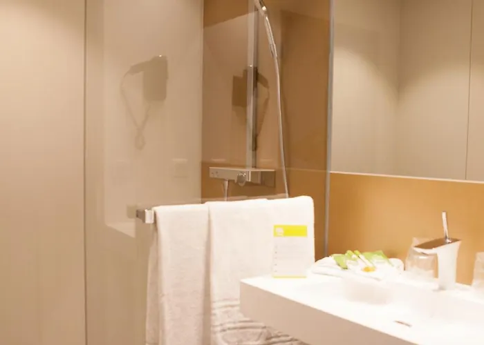 Restaurant Du Chateau De La Tour Beguey