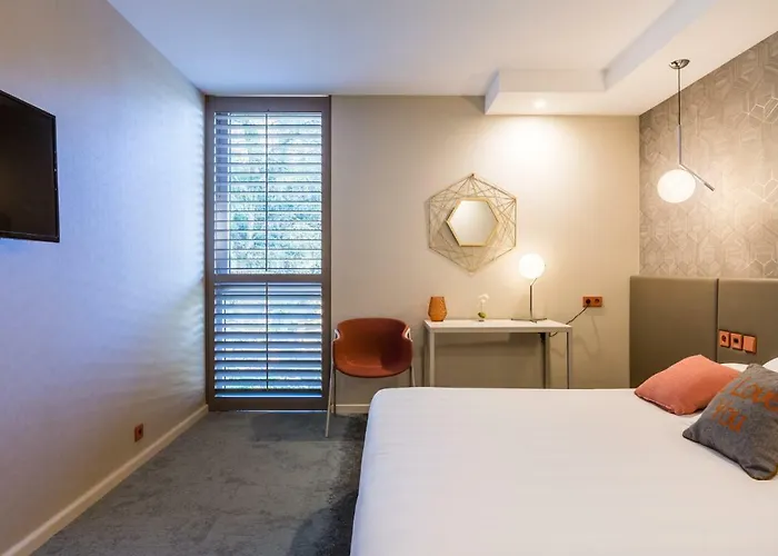 Restaurant Du Chateau De La Tour Beguey